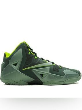 LeBron 11 “ Dunkman”